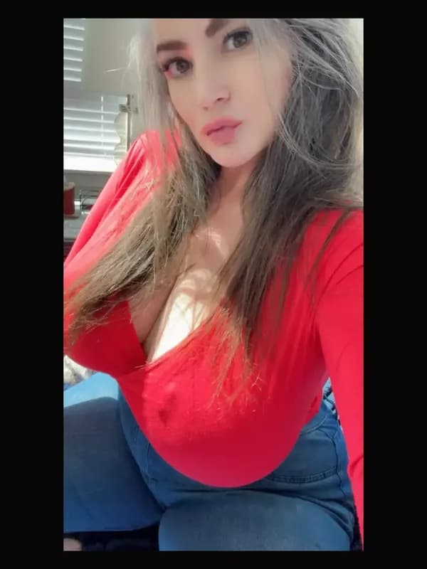 drippingwetgoddess brunette 1