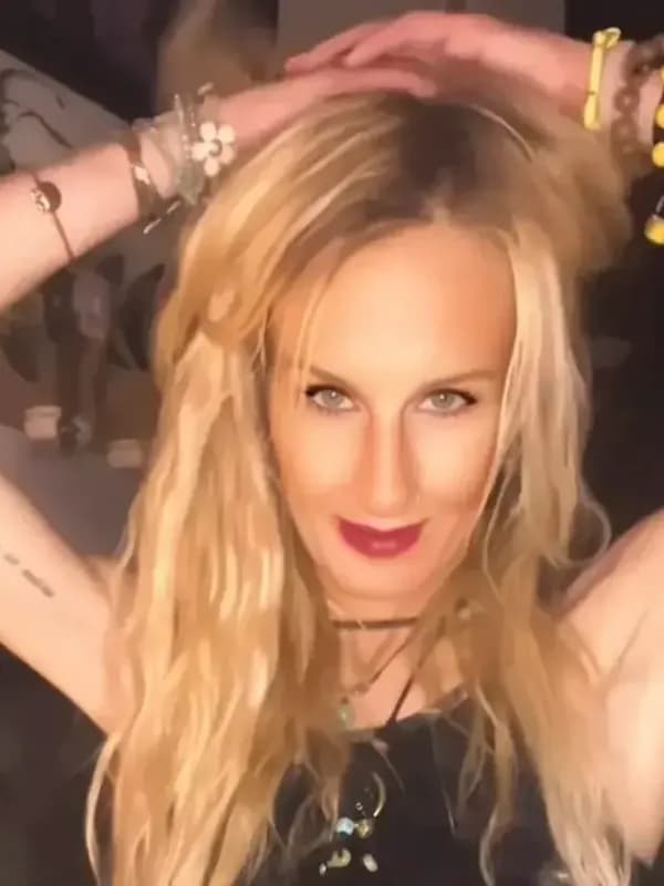 hotmilftherapist confess 1