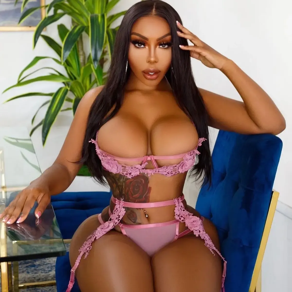 erikayvonnerose teen black phone sex