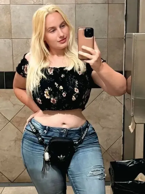 juicy sweetz profile fetish page