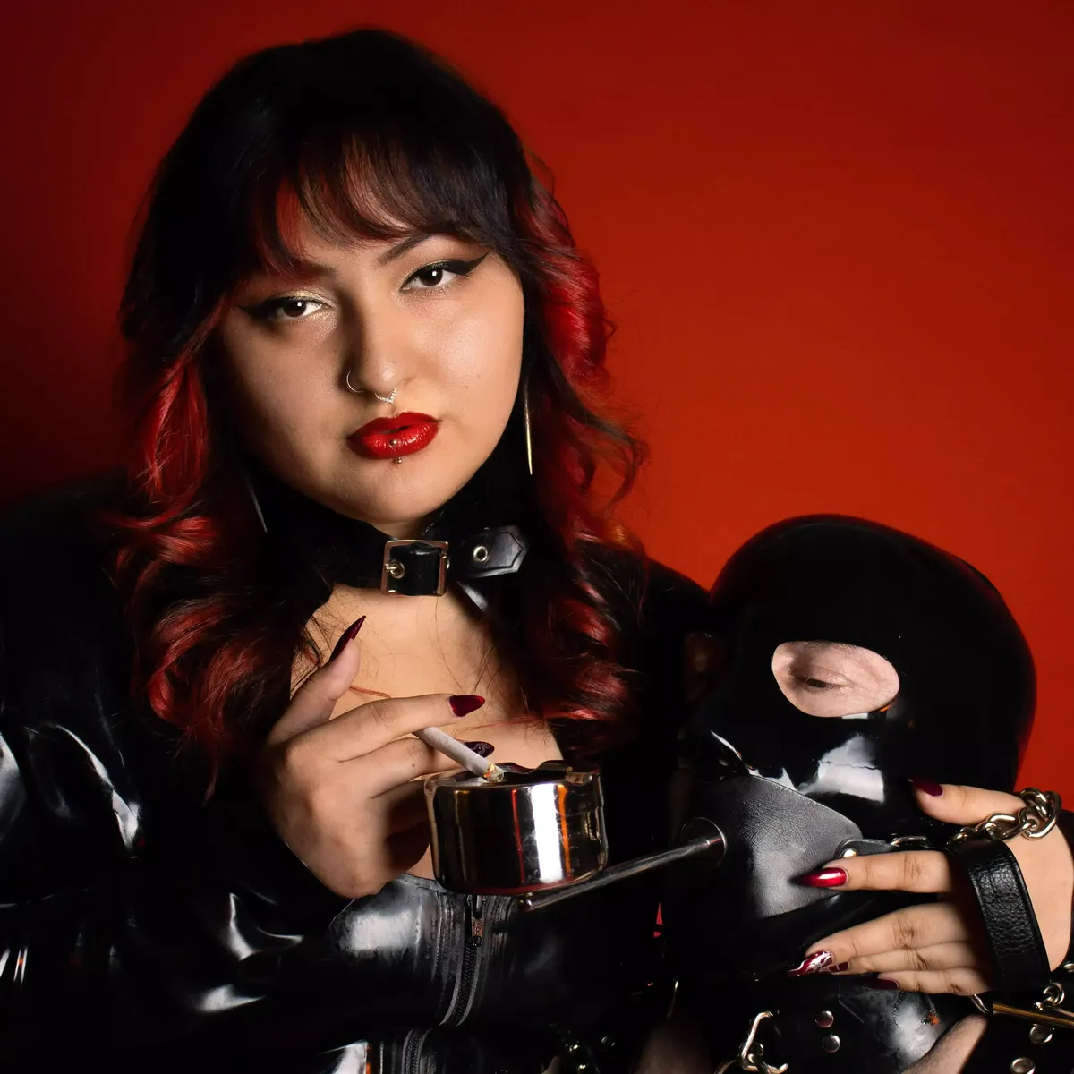 mistressdahlia brunette 3