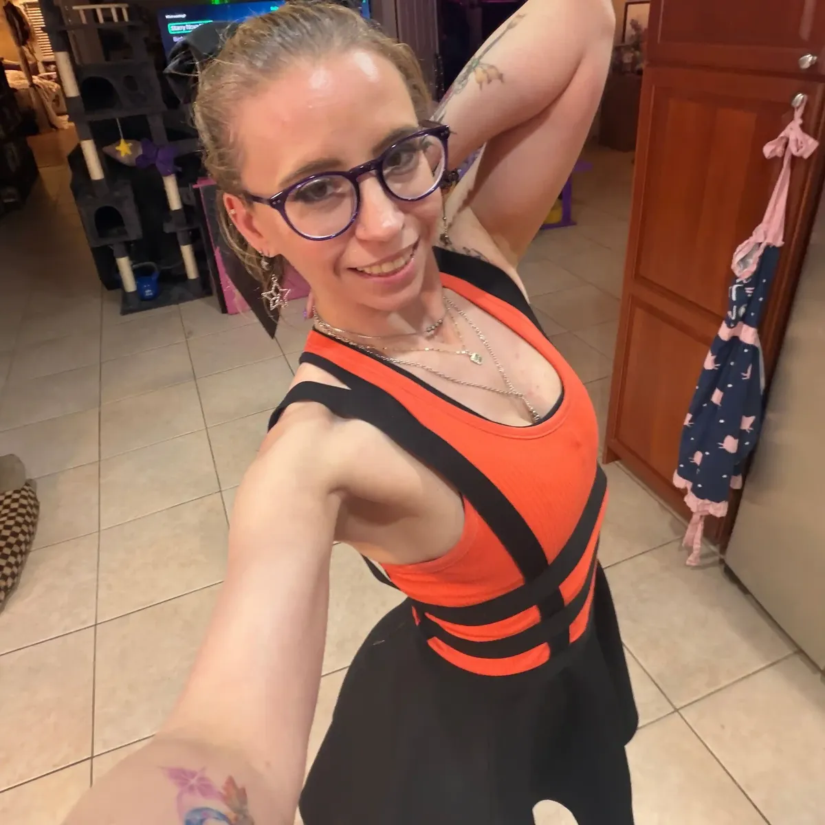 norah nova petite cuckold phone sex