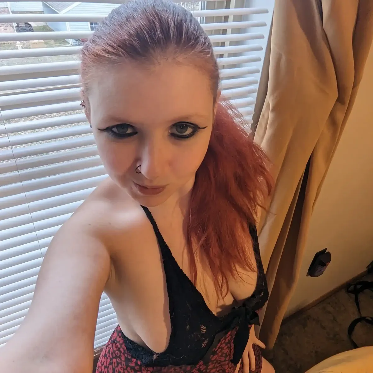 sophiasinclair profile ageplay page